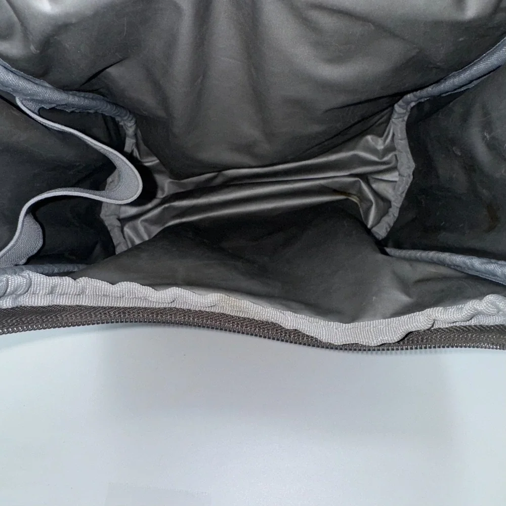 Storksak Bobby Diaper Bag Bottle Bag Pacifier Bag Gray Changing Pad 4‎ Piece Set